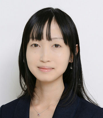 行政書士 石井 くるみ